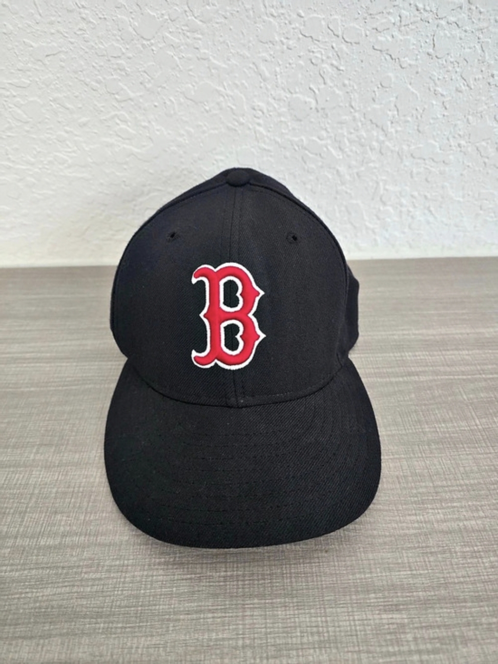 New Era 59FIFTY Boston Red Sox Fitted Hat 7 1/8 Grey Brim